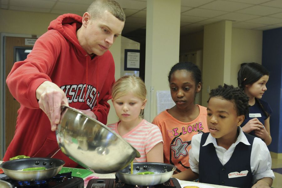 kids cooking